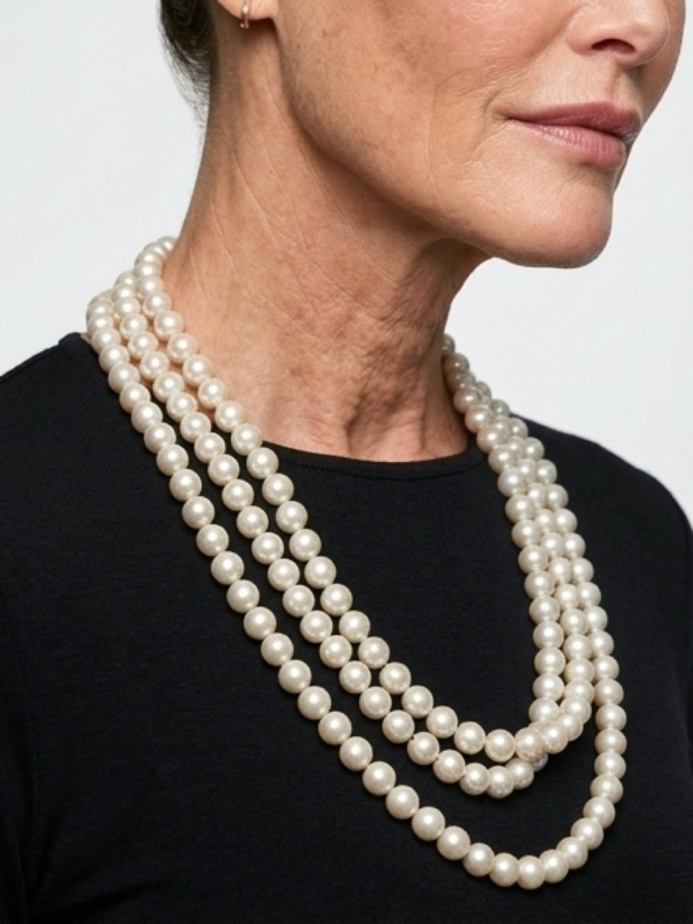 Elegant Pearl Necklace
